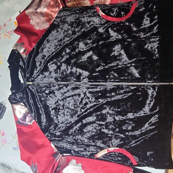 [L] ELOGES velour sweater - bomber - Picture 6 of 6